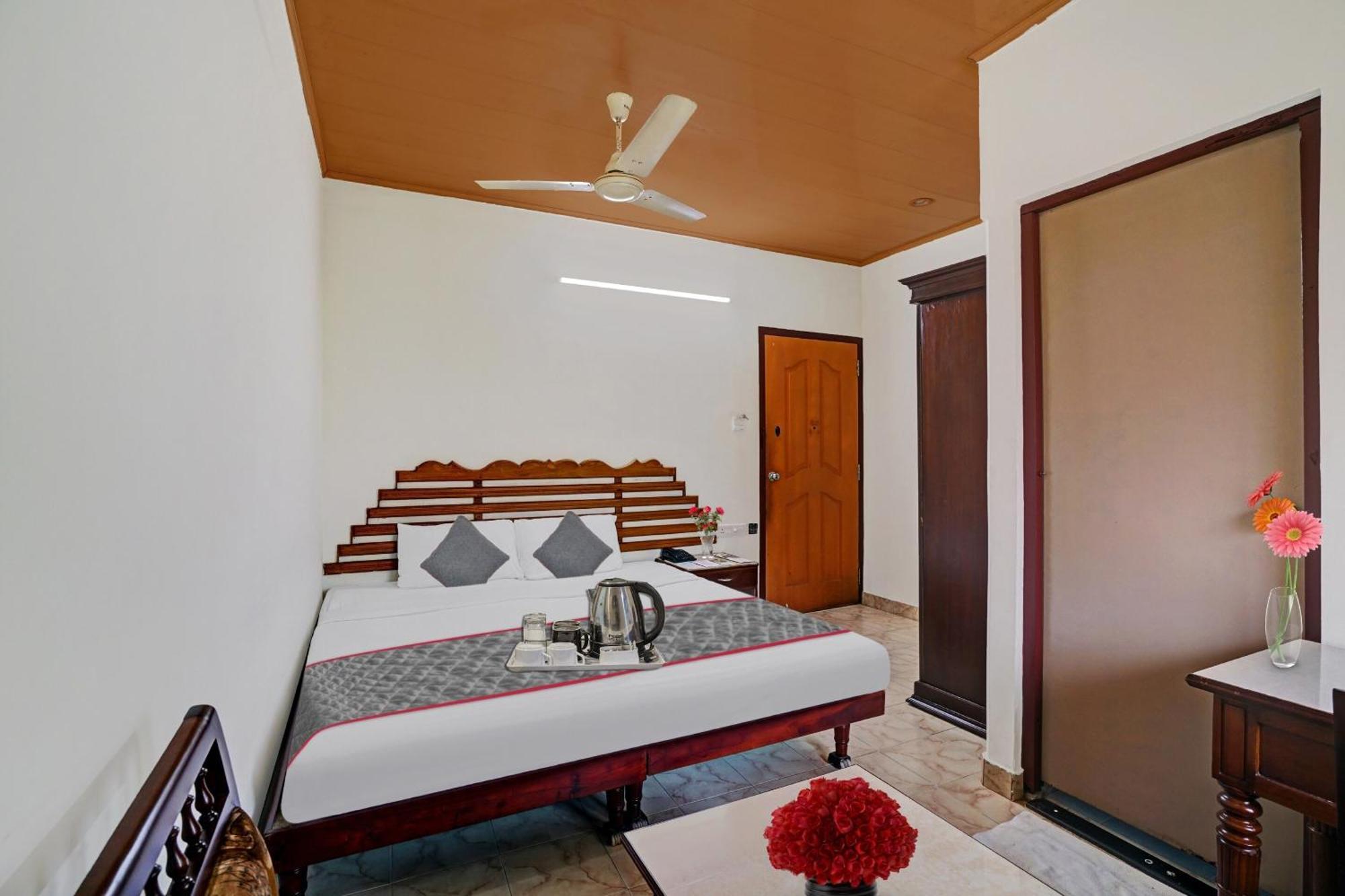 Palette - Pagoda Resorts Alappuzha Extérieur photo