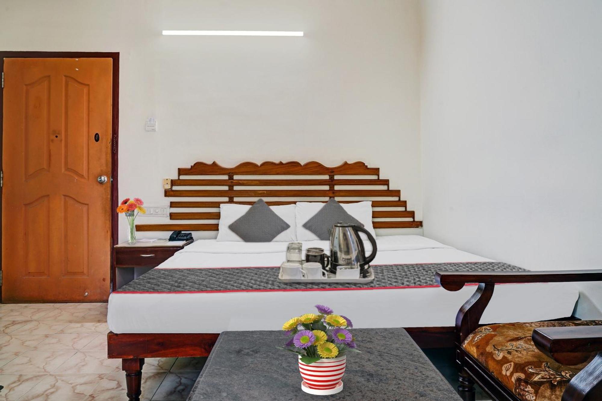 Palette - Pagoda Resorts Alappuzha Extérieur photo